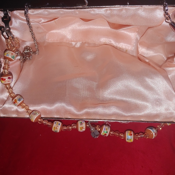 Ladies Clutch Purse Beads with flowers shaps - Picture 2 of 5